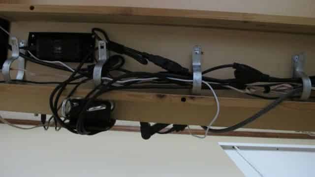 All cables being hidden underneath desk now