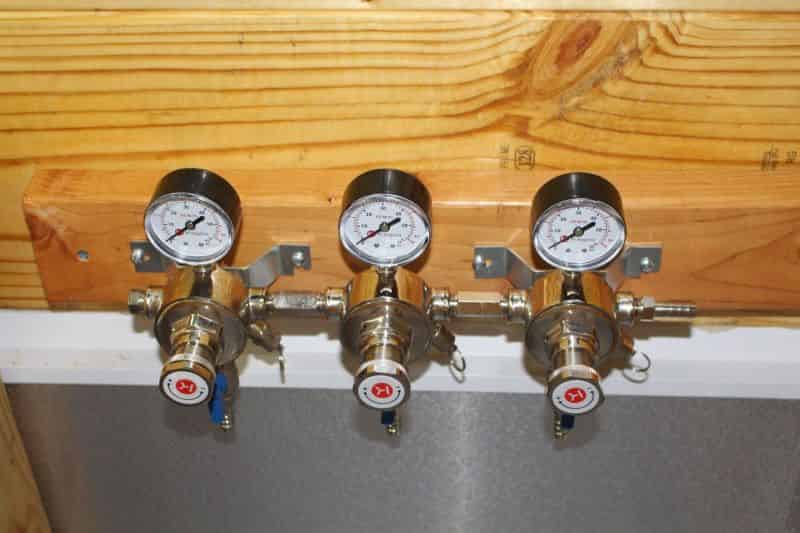 Secondary CO2 Regulator Mounted #1