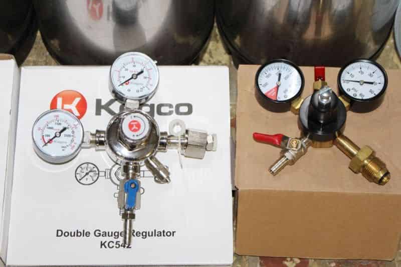 CO2 Regulator and Nitrogen Regulator