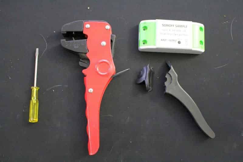 Getting off to a rough start, RIP cheap-o wire strippers!