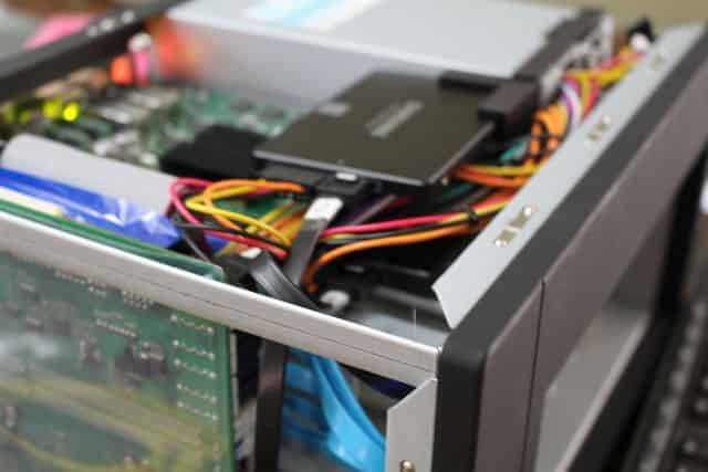 SSDs mounted using Pat's 3D printed bracket #4