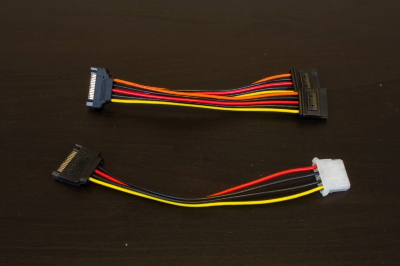 SATA Power Splitter and MolexAdapter