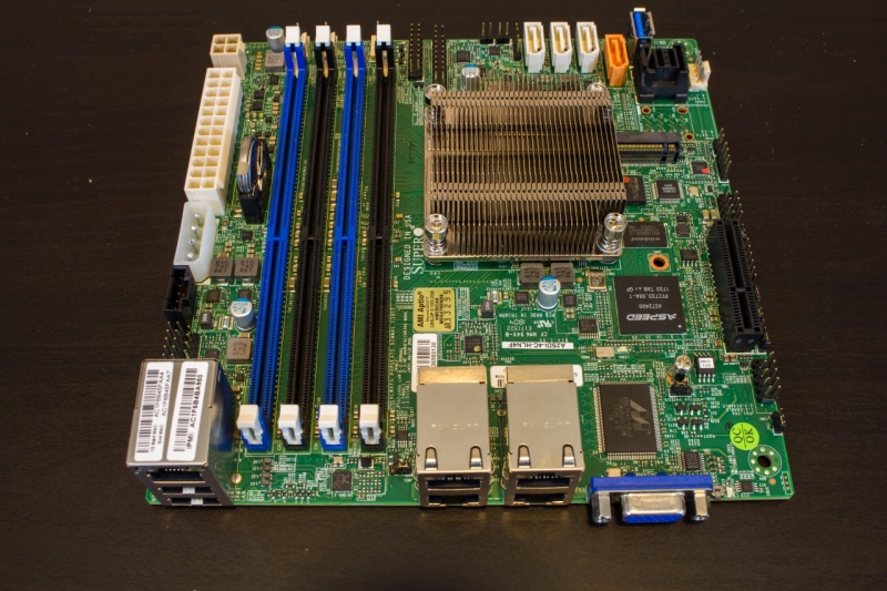 Supermicro A2SDi-4C-HLN4F #1
