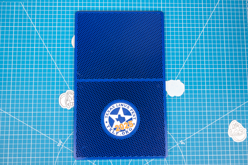 Enclosure's front two panels #1