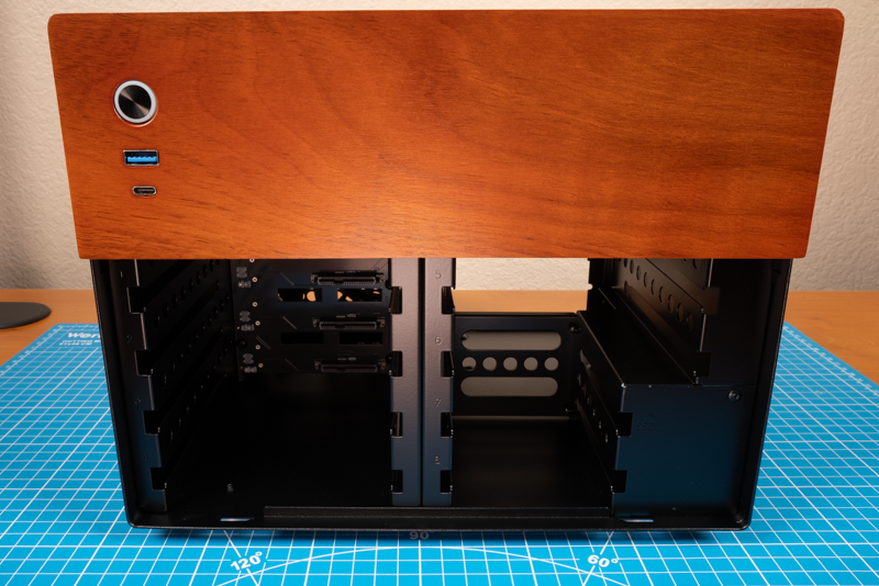 Close up of JONSBO N4 case's drive bays #2